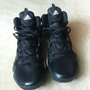 Adidas Mens memory foam  mid sneaker